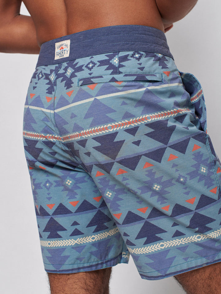 Faherty Doug Good Feather Boardshort (7" Inseam): Six Rivers Turquoise