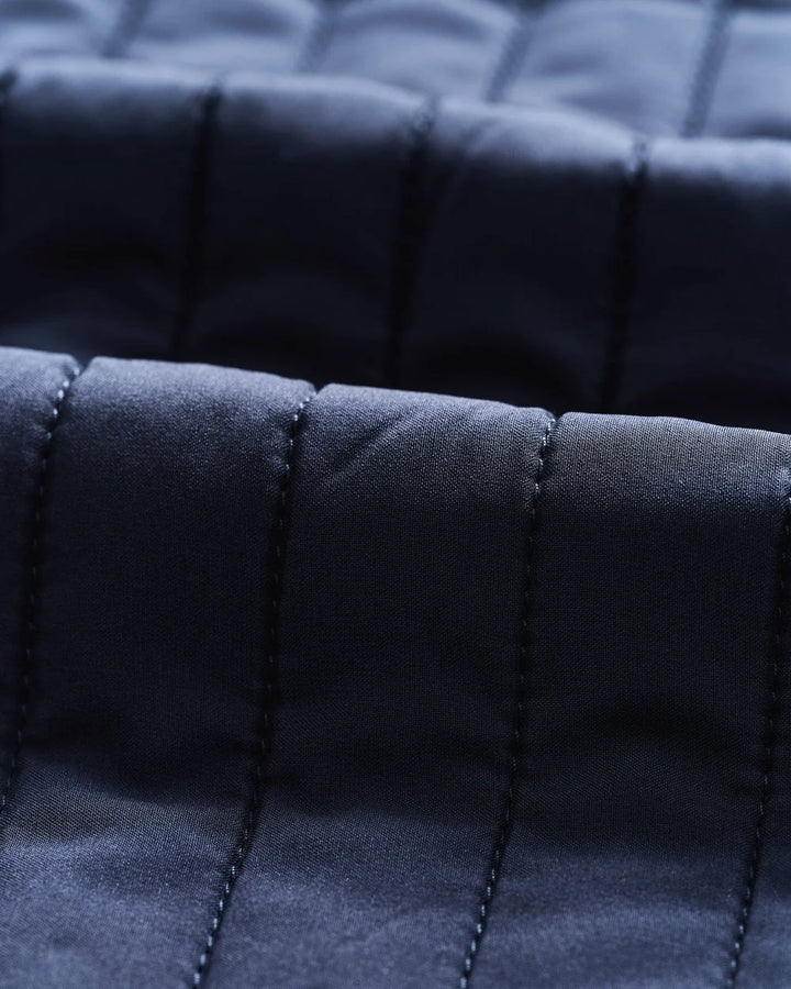 Johnnie-O Crosswind Quilted Performance Vest: Wake