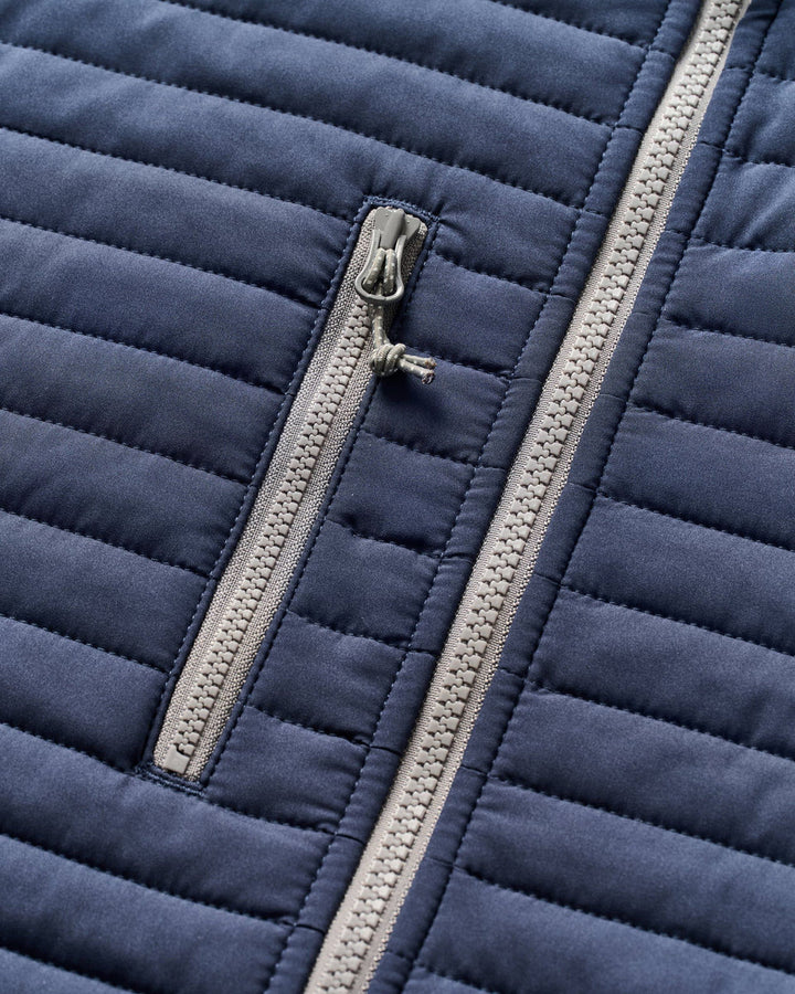 Johnnie-O Crosswind Quilted Performance Vest: Wake