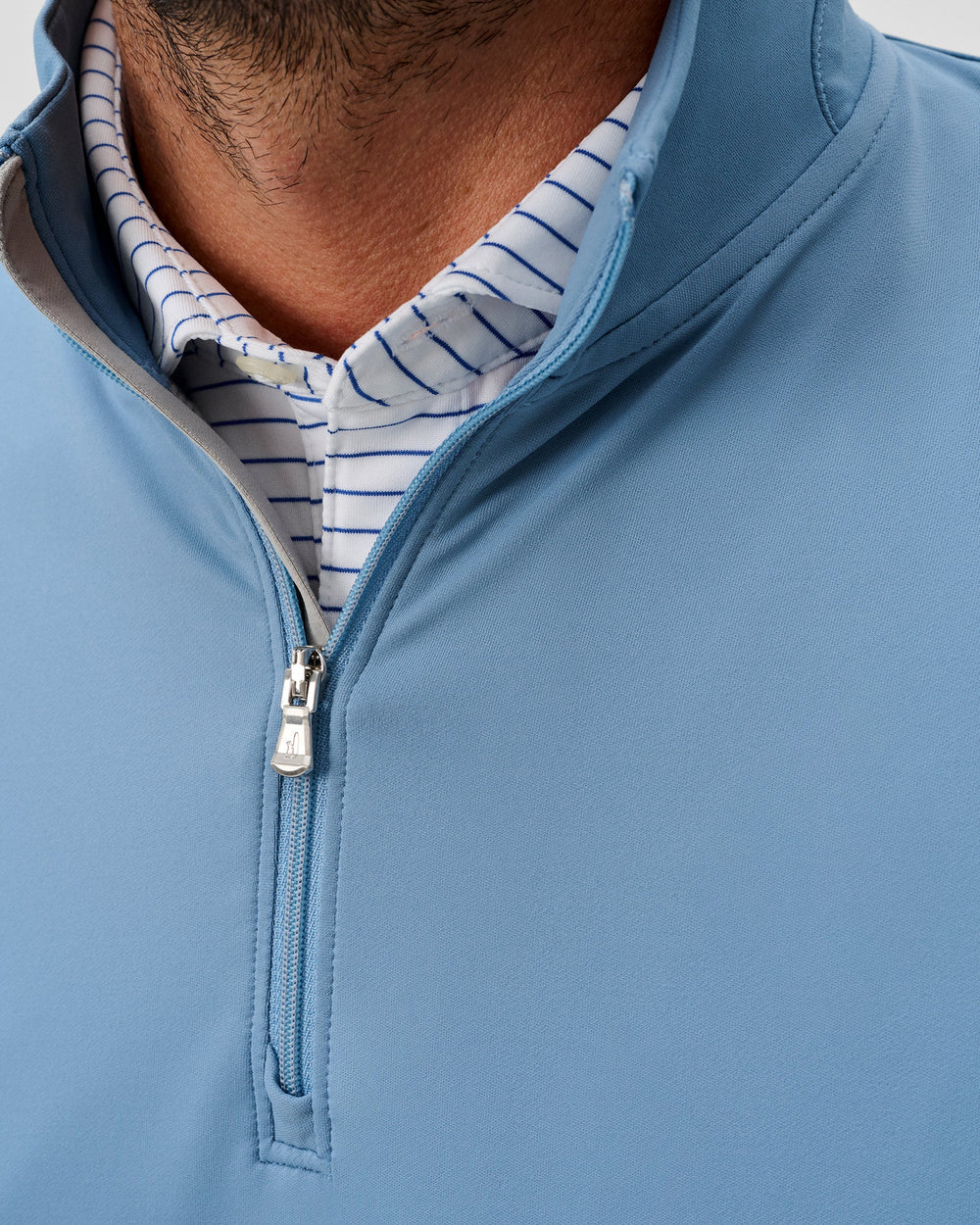 Johnnie-O Motion Performance 1/4 Zip Pullover: Carbon Fiber