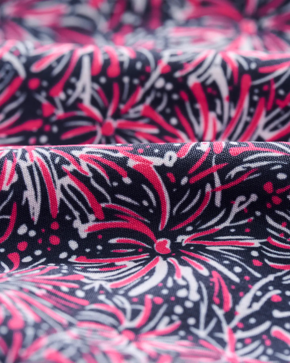 Johnnie-O Half Elastic 7" Swim Trunks - Star Spangled