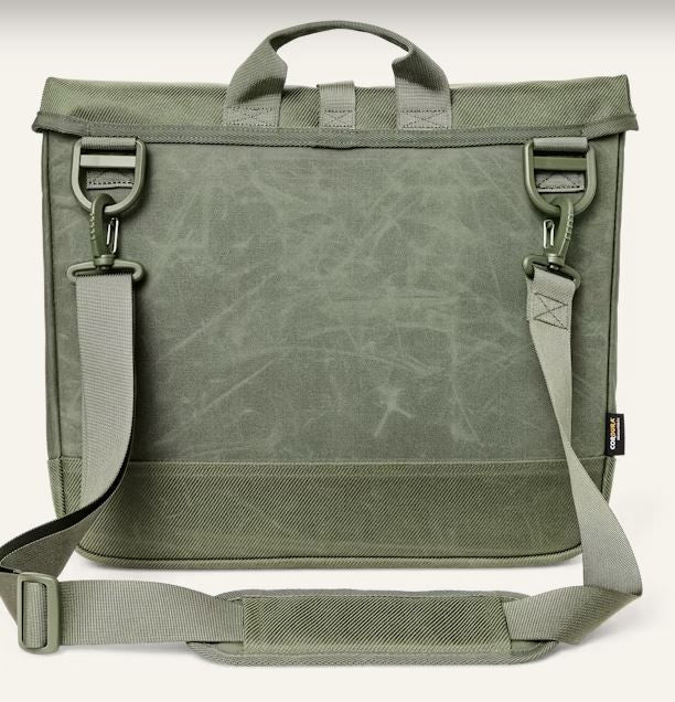 Filson Surveyor Messenger Bag: Service Green