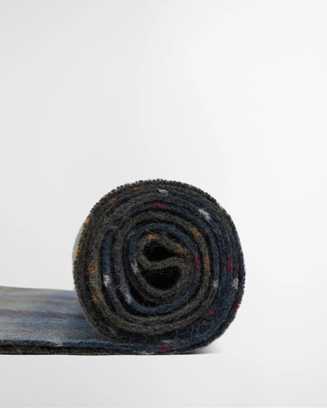 Barbour Braden Tartan Wool Scarf: Shadow Classic Tartan