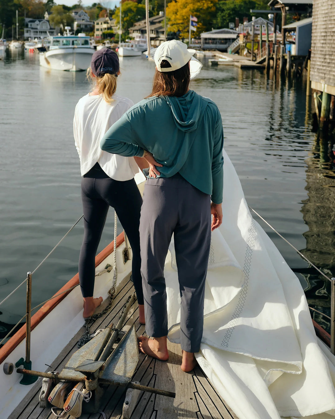 Free Fly Women's Bamboo Shade Crossover Hoodie: Pacific Blue