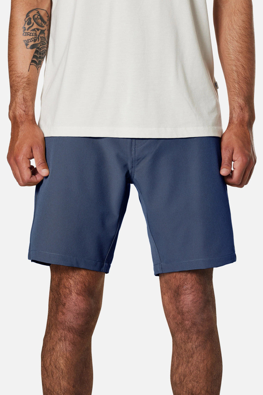 Katin Wonderer Hybrid Short: Indigo