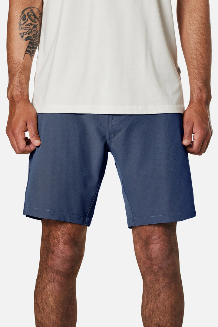 Katin Wonderer Hybrid Short: Indigo