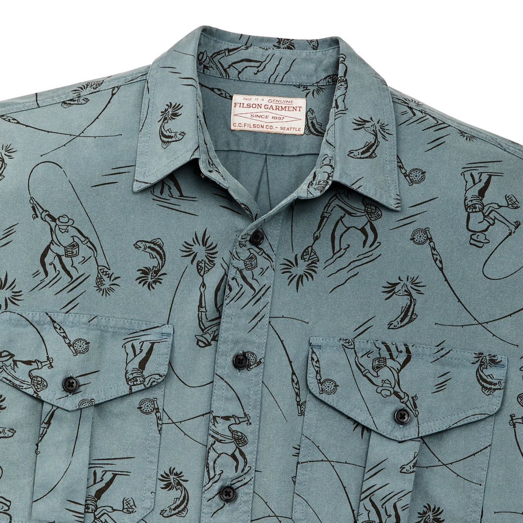 Filson Short Sleeve Lightweight Alaskan Guide Sport Shirt: Blue Gray/Fly Fishing