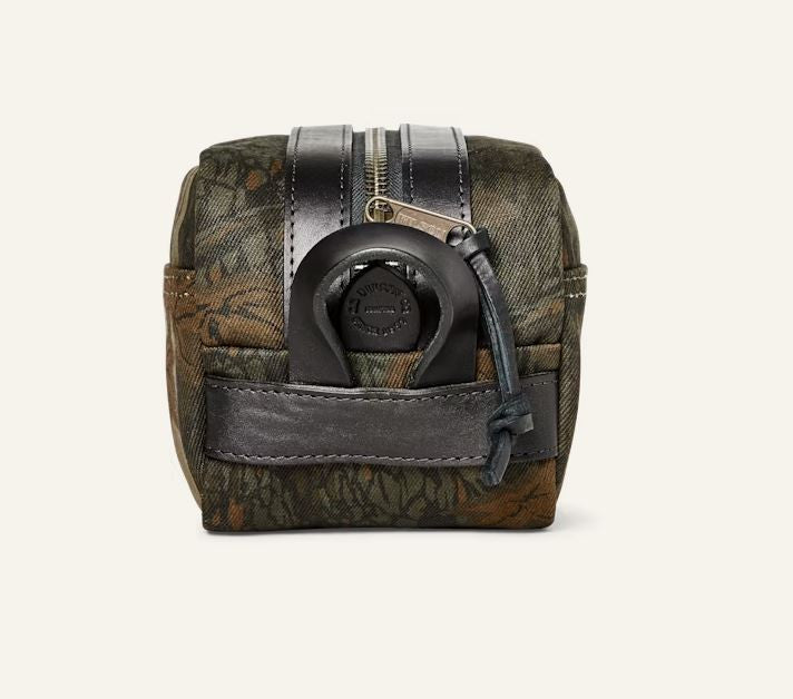 Filson Rugged Twill Travel Kit: Maple Bark Camo