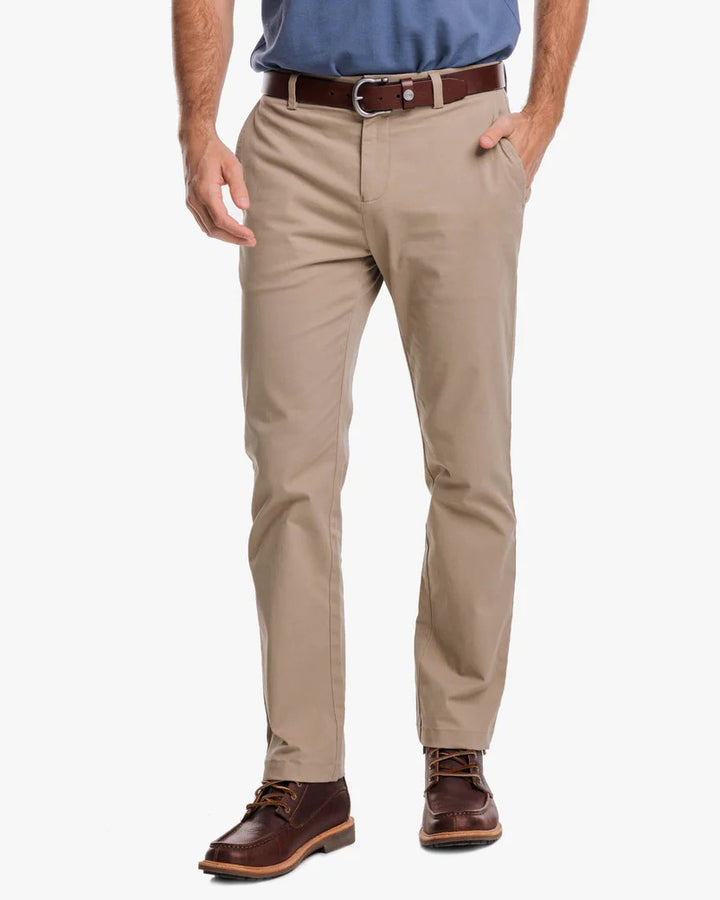 Southern Tide Channel Marker Chino Pant: Sandstone Khaki