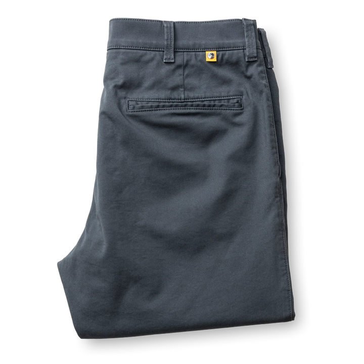 Duck Head Classic Fit Gold School Chino: Washed Navy