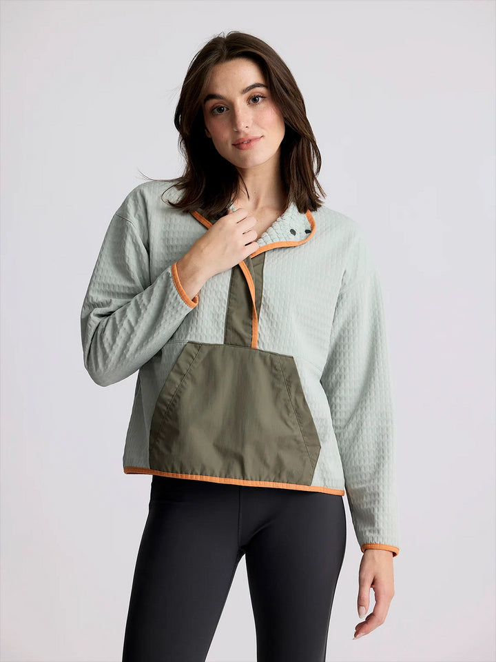 Free Fly Women's Gridback Fleece Snap Pullover: Desert Sage