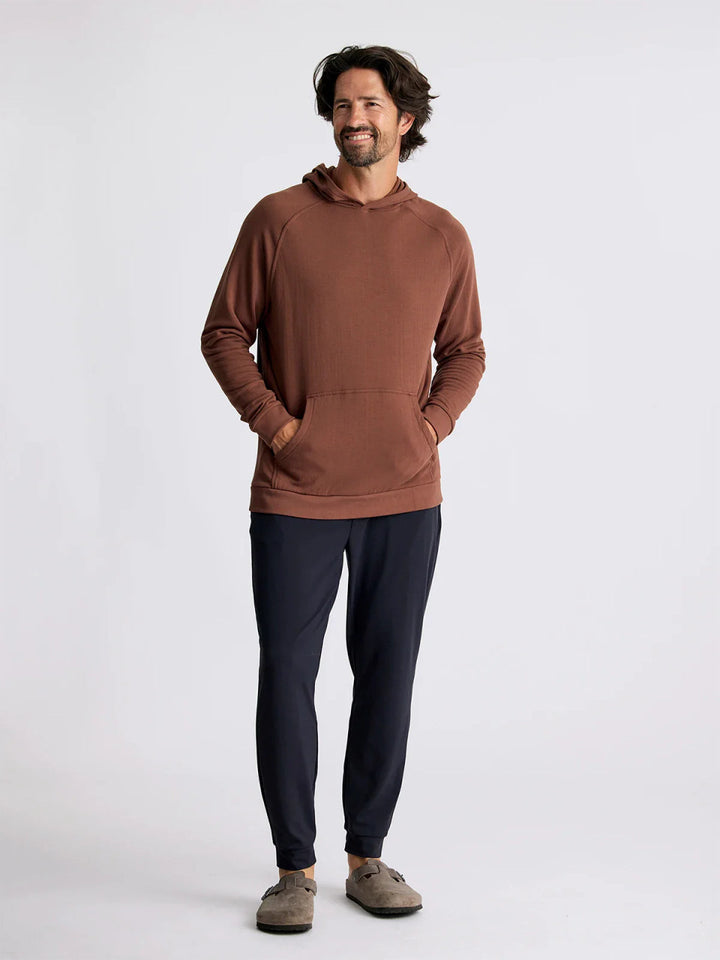 Free Fly Men's Bamboo Lightweight Fleece Hoodie: Chestnut