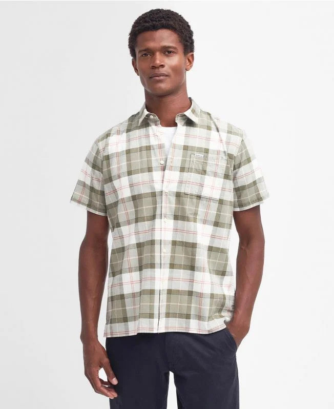 Barbour Gordon Tailored Short-Sleeved Shirt: Glenmore Olive