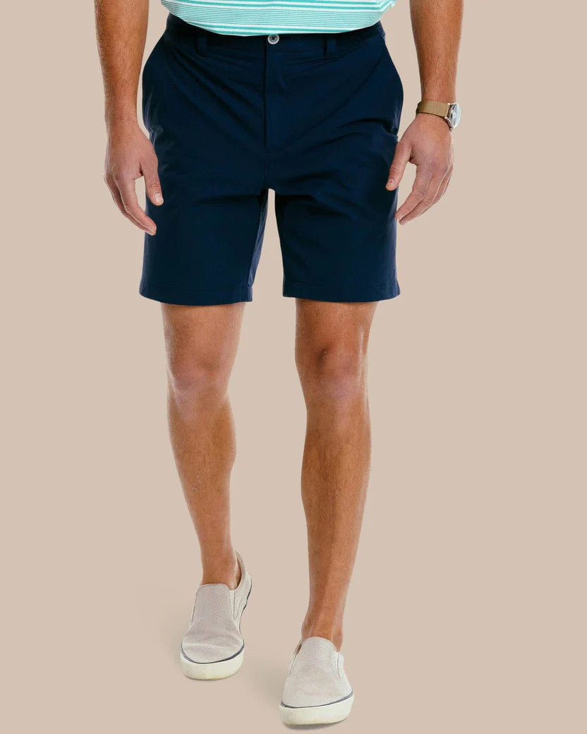 Southern Tide brrr°®-die 8" Performance Short: True Navy