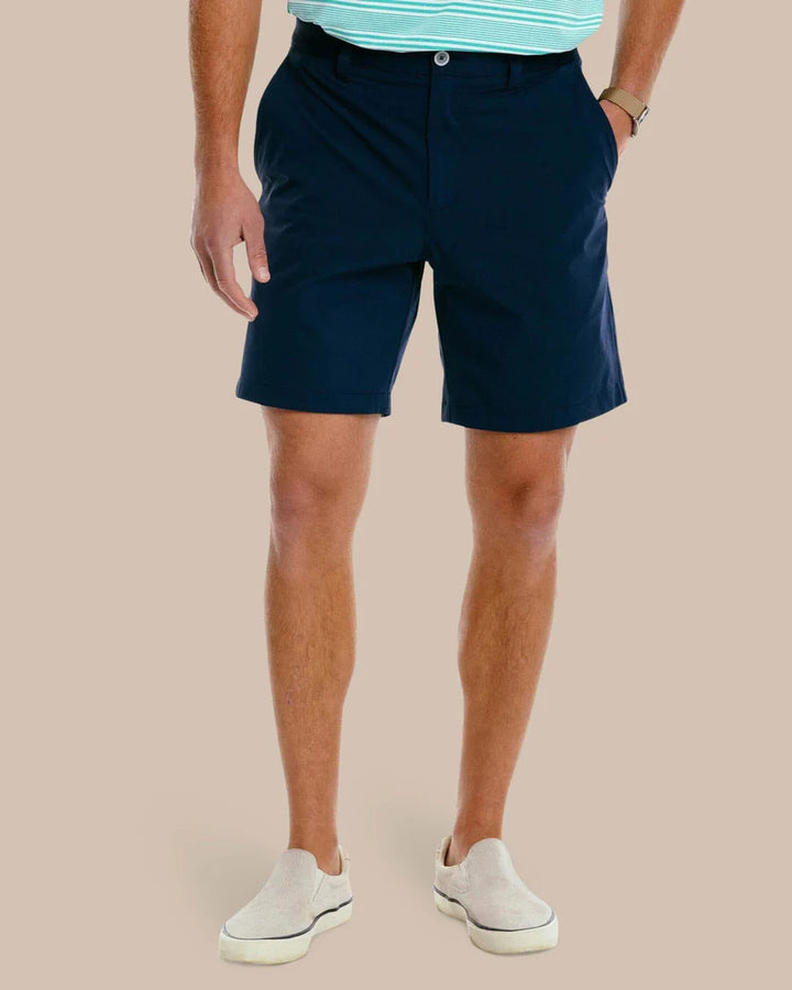 Southern Tide brrr°®-die 8" Performance Short: True Navy