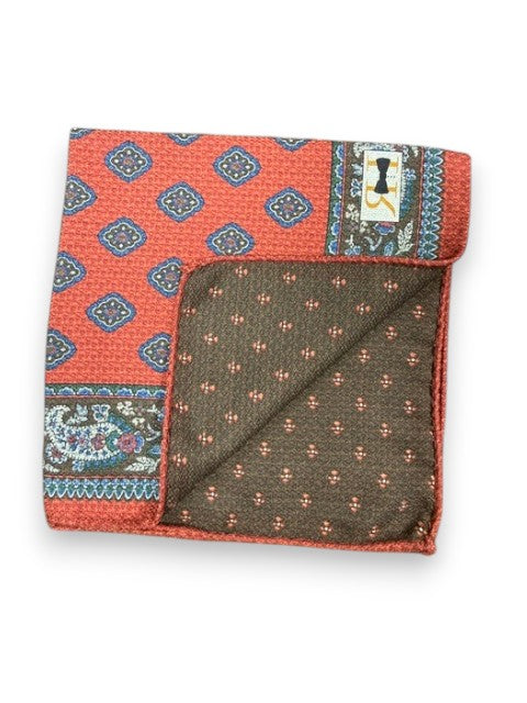 R. Hanauer Henna Diamond/Small Flower Pocket Square