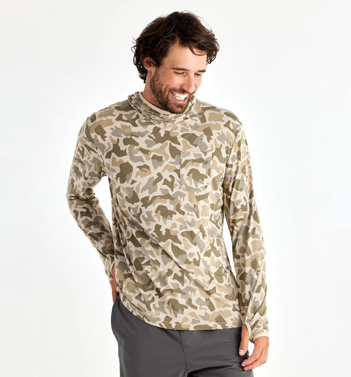 Free Fly Men's Bamboo Lightweight Hoodie: Barrier Island Camo