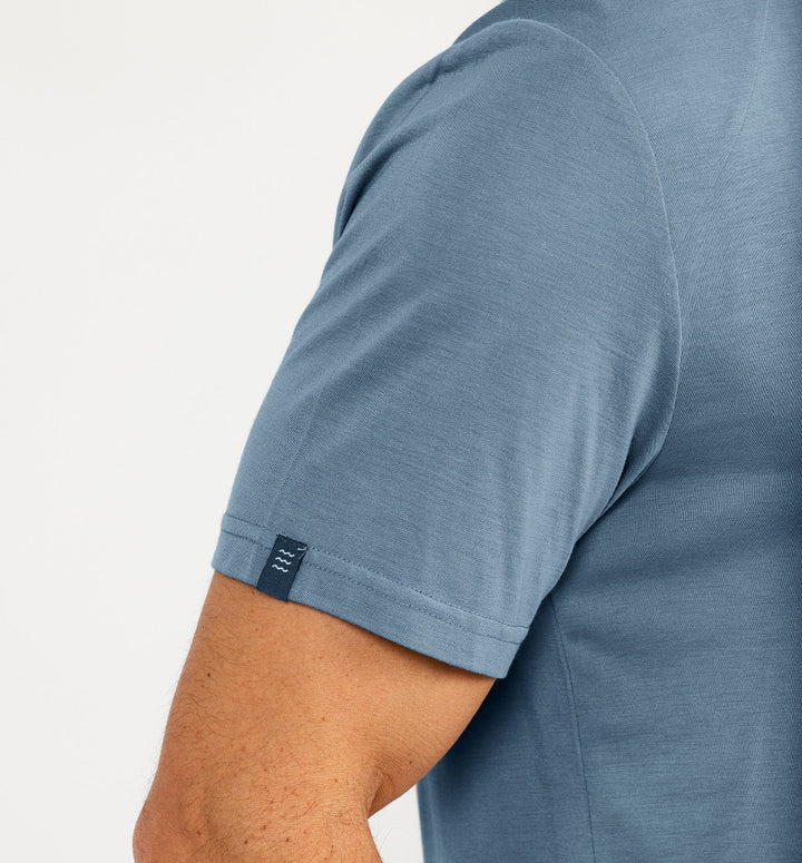 Free Fly Men's Bamboo Lightweight Tee: Blue Fog