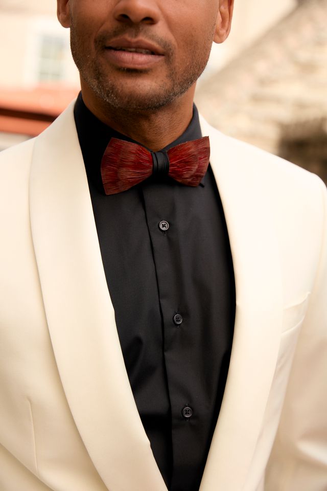 Brackish Bow Tie: Cruise
