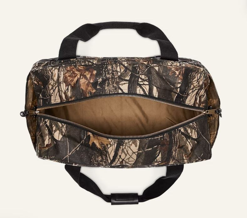 Filson Medium Tin Cloth Duffle Bag: Realtree Hardwoods Camo