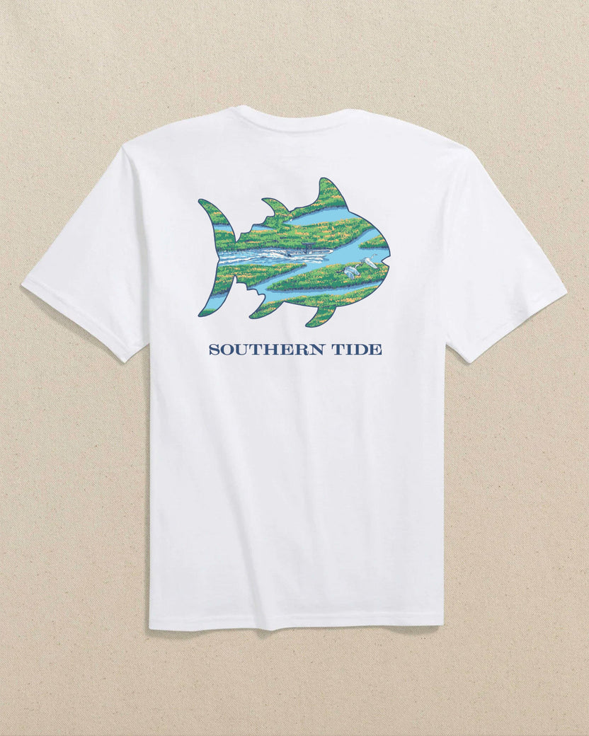 Southern Tide Skipjack Fill Marsh Scene Short Sleeve T-shirt: Classic White