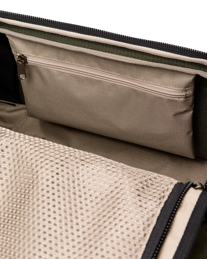 Filson All-Weather 40L Duffle: Olive/Black/Covert